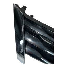 GRADE TOYOTA SW4 2016 A 2020 PEQUENO DETALHE 