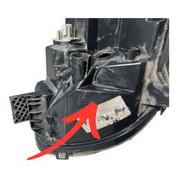 FAROL DIREITO KA 2018 A 2021 MASC NEGRA FRISO CROMADO