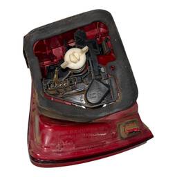 LANTERNA TRASEIRA DIREITA JETTA 2011 2012 A 2014 (CANTO)