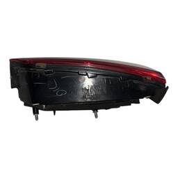 LANTERNA TRASEIRA ESQUERDA JETTA 2015 A 2018 (MALA) S/ LED