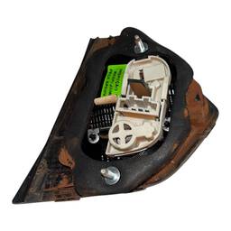 LANTERNA TRASEIRA ESQUERDA VOYAGE G6 G7 (MALA)