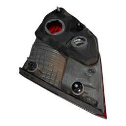 LANTERNA TRASEIRA ESQUERDA HB20 SEDAN 2013 A 2019 (MALA)