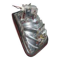 LANTERNA TRASEIRA ESQUERDA STILO 2003 A 2011 (MALA)