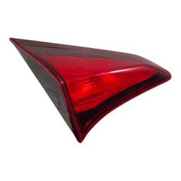 LANTERNA TRASEIRA ESQUERDA KICKS 2017 2018 A 2021 (MALA)