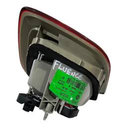 LANTERNA TRASEIRA DIREITA FLUENCE 2011 2012 A 2018 (MALA)