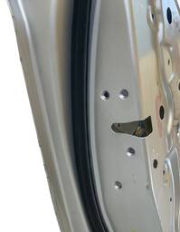 PORTA TRASEIRA ESQUERDA ONIX PRISMA 2013 A 2020  ORIGINAL