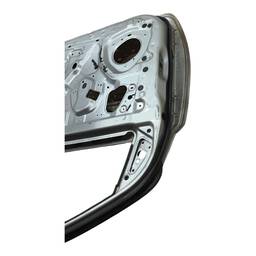 PORTA DIANTEIRA DIREITA LIVINA 2010 A 2014