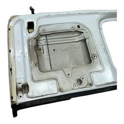 TAMPA TRASEIRA DIREITA KANGOO 2009 2010A 18 MODELO COM VIGIA