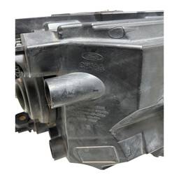 FAROL ESQUERDO KA 2018 A 2021 MASC NEGRA FRISO CROMADO