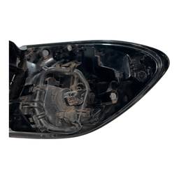 LANTERNA TRASEIRA ESQUERDA CAPTUR 2017 2018 A 2024 (CANTO)