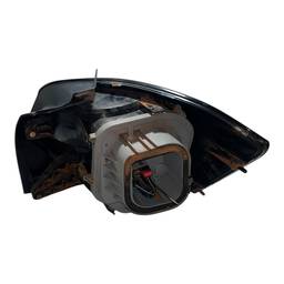 LANTERNA TRASEIRA ESQUERDA POLO 2023 2024 2025/..