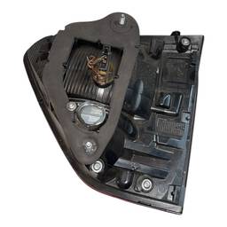 LANTERNA TRASEIRA ESQUERDA FOX CROSSFOX 2015 A 2022 (MALA)