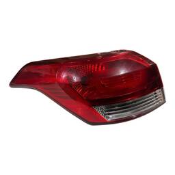 LANTERNA TRASEIRA ESQUERDA CRETA 2017 A 2024 S/ LED (CANTO)