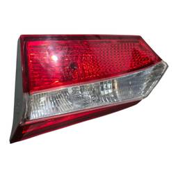 LANTERNA TRASEIRA DIREITA COROLLA 2015 A 2017 (MALA) S/ LED 