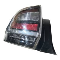 LANTERNA TRASEIRA ESQUERDA SANDERO 2015 2016 A 2020 FUME