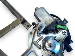 MÁQUINA DE VIDRO PORTA DIANTEIRA DIREITA PAJERO TR4 03 A 15