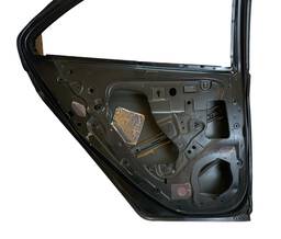 PORTA TRASEIRA ESQUERDA ONIX PRISMA 2013 A 2020 ORIGINAL