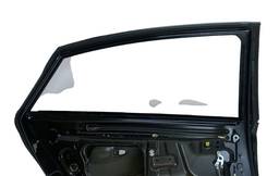 PORTA TRASEIRA ESQUERDA HB20 SEDAN 2013 A 2019 SEMINOVA ORIG