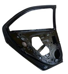 PORTA TRASEIRA ESQUERDA ONIX PRISMA 2013 A 2020 C/ AVARIA