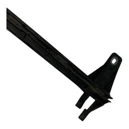 GUIA SUPORTE CENTRAL PARACHOQUE DIANTEIRO JETTA 2011 A 2018 