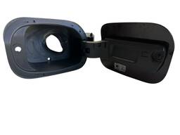 PORTINHOLA TANQUE COMBUSTÍVEL CRUZE 2017 A 2023 SEDAN 