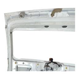 TAMPA TRASEIRA PALIO G5 2012 A 2017 COM DETALHE 