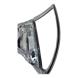 PORTA TRASEIRA DIREITA MERCEDES CLASSE C 180 200 320 01/07