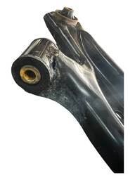 BANDEJA DIANTEIRA ESQUERDA NISSAN SENTRA 2.0 2014 A 2020