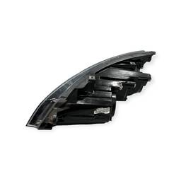 FAROL DIREITO FOX SPACE 2015 2016 A 2022 FRISO PRETO