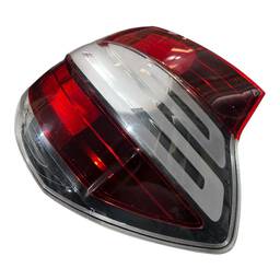 LANTERNA TRASEIRA DIREITA  MOBI 2017/