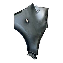 PARALAMA ESQUERDO SPIN 2012 A 2018 C/ FURO PISCA S/ MOLDURA 