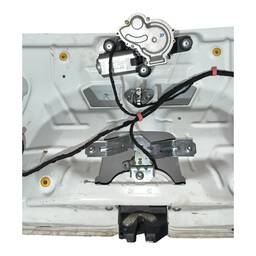 TAMPA TRASEIRA PALIO G5 2012 A 2017 COM DETALHE 