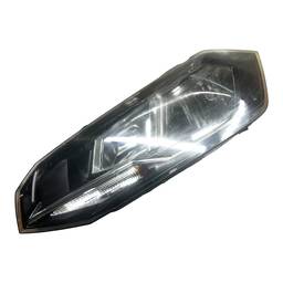 Farol Esquerdo Polo Virtus 18 22 Masc Negra Friso Cromado