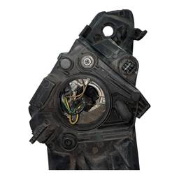 FAROL DIREITO HB20 2013 A 2019 MÁSCARA NEGRA