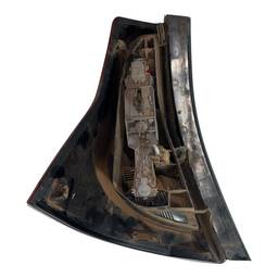 LANTERNA TRASEIRA DIREITA SANDERO 2008 2009 A 2011