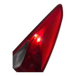 LANTERNA TRASEIRA DIREITA HB20 SEDAN 2013 A 2019 (CANTO)