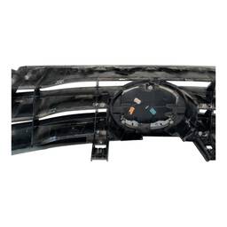 GRADE TOYOTA SW4 2016 A 2020 PEQUENO DETALHE 