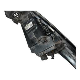 FAROL DIREITO HB20 2013 A 2019 MÁSCARA NEGRA