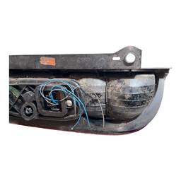 LANTERNA TRASEIRA DIREITA FIORINO 2014/ LENTE TRINCADA