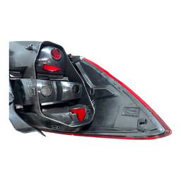 LANTERNA TRASEIRA DIREITA KA HATCH 2015 2016 A 2018