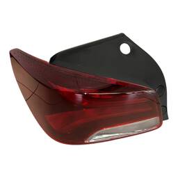 Lanterna Traseira Esquerda Onix Hatch 2020 a 2025 S/ Led