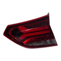 Lanterna Traseira Direita Tracker 2020 a 2025 (mala) c / Led