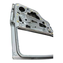 PORTA TRASEIRA ESQUERDA UNO VIVACE 2011 A 2021 S/ FURO MOLDU