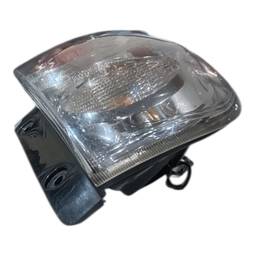 LANTERNA TRASEIRA ESQUERDA TRACKER VITARA 2006 A 2009