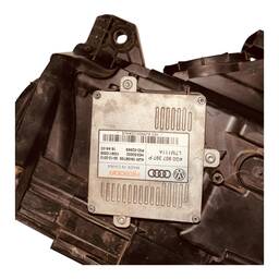 FAROL ESQUERDO AUDI A3 S3 2013 A 2016