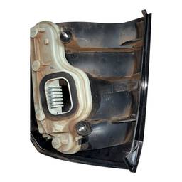 LANTERNA TRASEIRA ESQUERDA ASTRA HATCH 2003 A 2012 BICOLOR