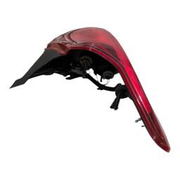 LANTERNA TRASEIRA ESQUERDA KICKS 2017 2018 A 2021 (CANTO)