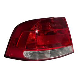 Lanterna Traseira Esquerda Voyage G5