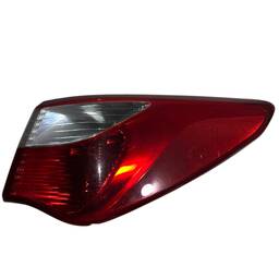 LANTERNA TRASEIRA DIREITA HB20 SEDAN 2013 A 2019 (CANTO)