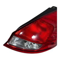 LANTERNA TRASEIRA DIREITA NEW FIESTA HATCH 2013 A 2019